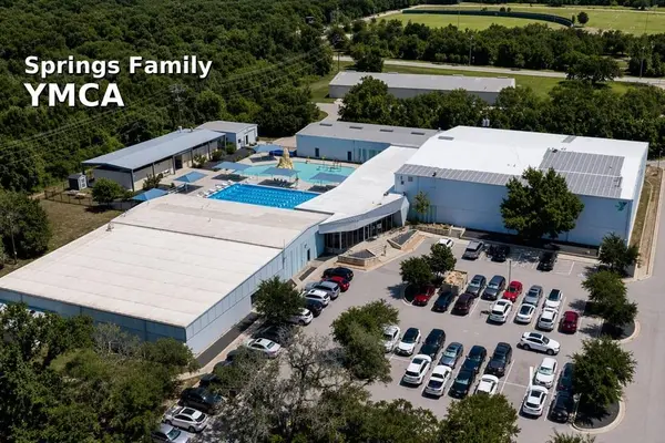 169 Jagged Iron TRCE, Dripping Springs, TX 78620