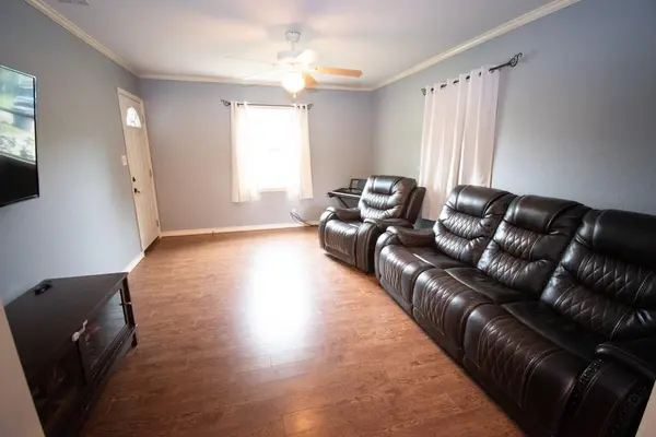 722 Dyer ST, Rockdale, TX 76567