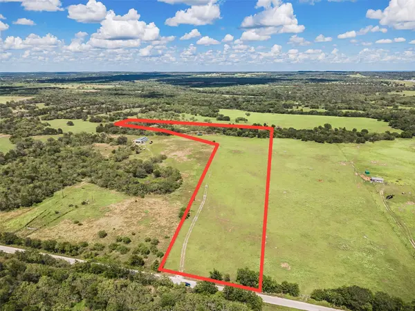 3109 Tenney Creek RD, Luling, TX 78648