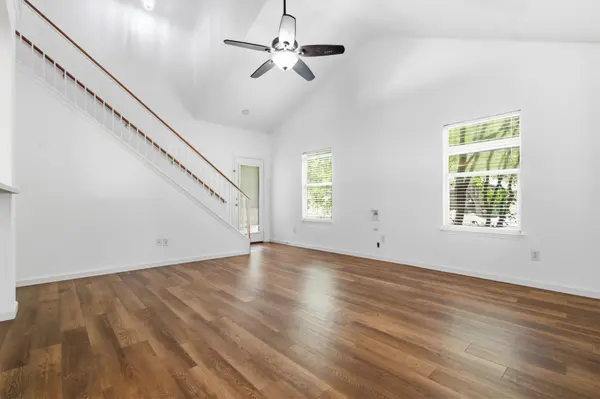244 Sampson, Kyle, TX 78640