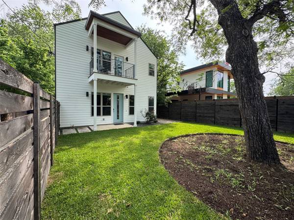 2811 Garwood ST #A, Austin, TX 78702