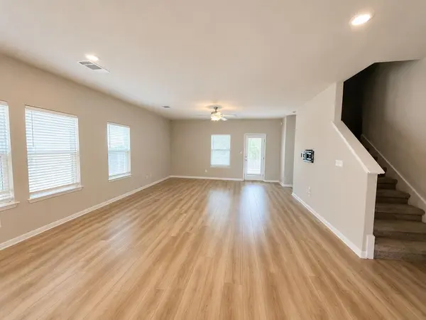 206 Wind TRL, Hutto, TX 78634