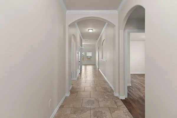 4517 Chestnut Meadows BND, Georgetown, TX 78626