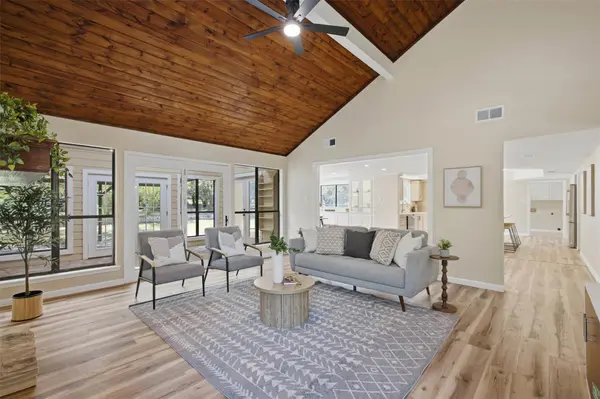 50 Palmer LN, Wimberley, TX 78676