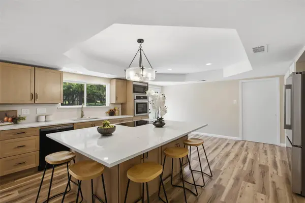50 Palmer LN, Wimberley, TX 78676
