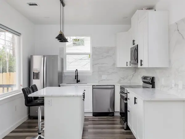 2308 Santa Maria ST, Austin, TX 78702