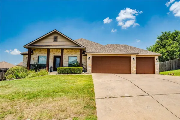 17912 Linkhill DR, Dripping Springs, TX 78620