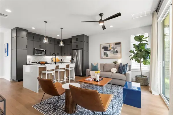 2104 E 2nd ST #2, Austin, TX 78702