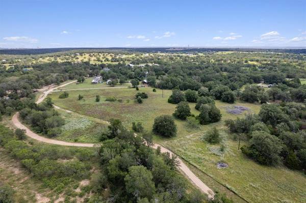 000 Josie LN, Bastrop, TX 78602