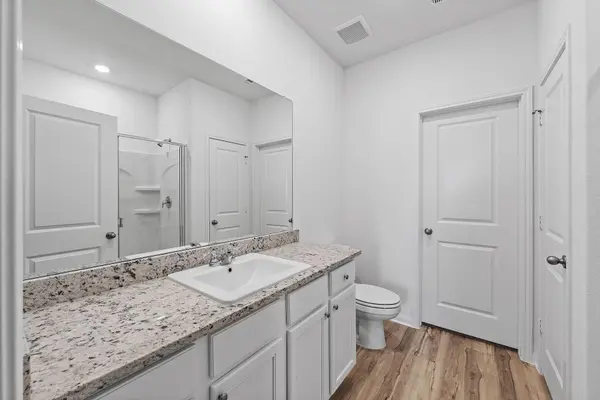 201 Paradise Canyon DR, Jarrell, TX 76537
