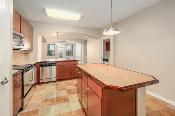 2505 San Gabriel ST #304, Austin, TX 78705