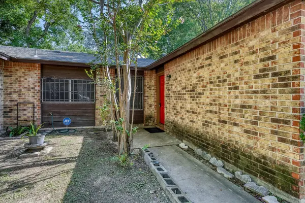 5800 Coolbrook DR, Austin, TX 78724