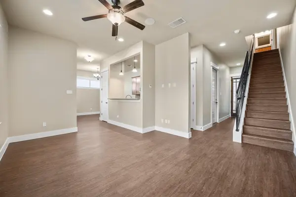 1704 Cedar Bend DR #5B, Austin, TX 78758