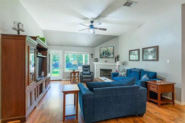 1408 Ridgewood DR, Leander, TX 78641
