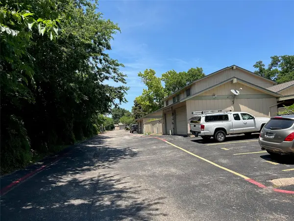 9509 Blue Creek LN, Austin, TX 78758