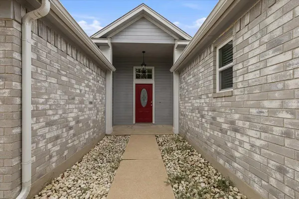 206 Evergreen CIR, Georgetown, TX 78626