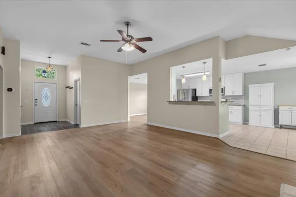 206 Evergreen CIR, Georgetown, TX 78626