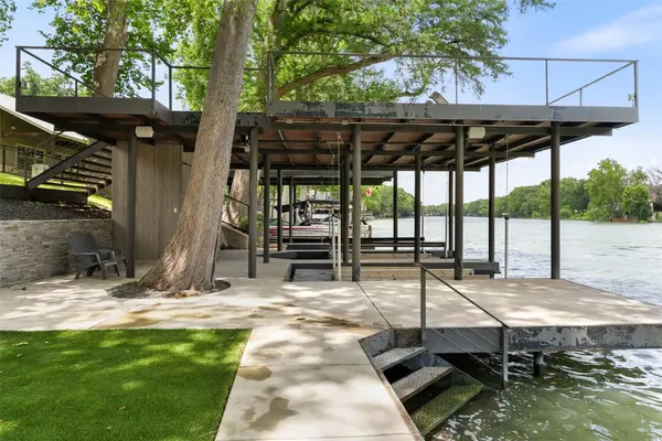 2529 Terminal Loop RD, Mcqueeney, TX 78123