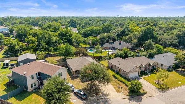 2100 Boyer DR, Taylor, TX 76574
