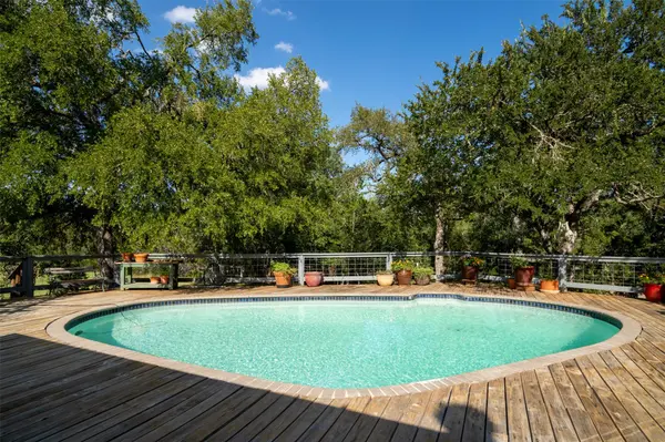 509 Roy Creek LN, Dripping Springs, TX 78620