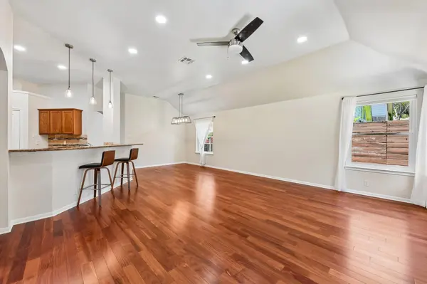 5958 Salcon Cliff DR, Austin, TX 78749