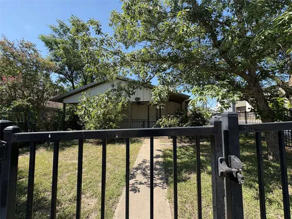 2001 E 10TH ST, Austin, TX 78702