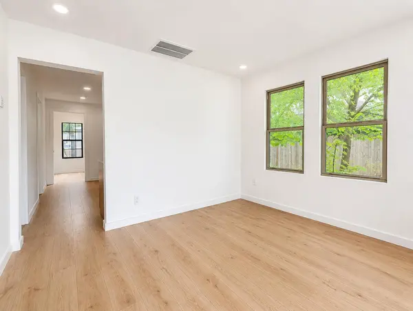 2404 Santa Rita ST, Austin, TX 78702