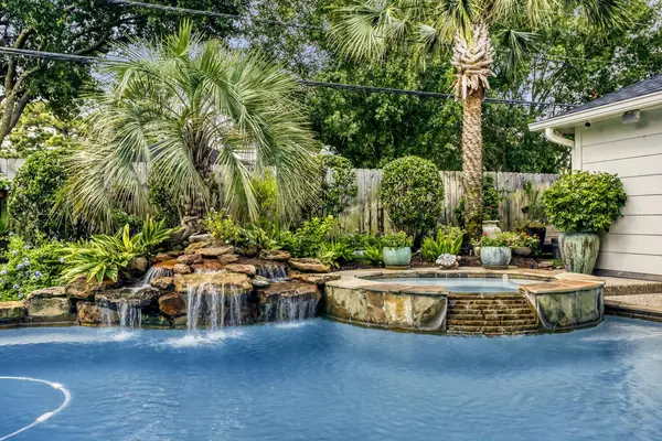 17335 W Copper Lakes DR, Houston, TX 77095