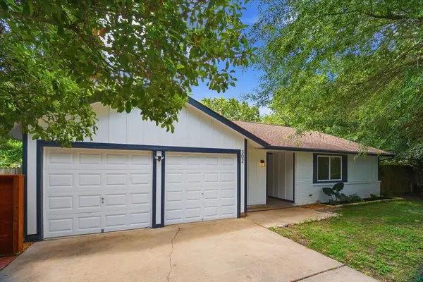 302 Shadow Bend CV, Austin, TX 78745