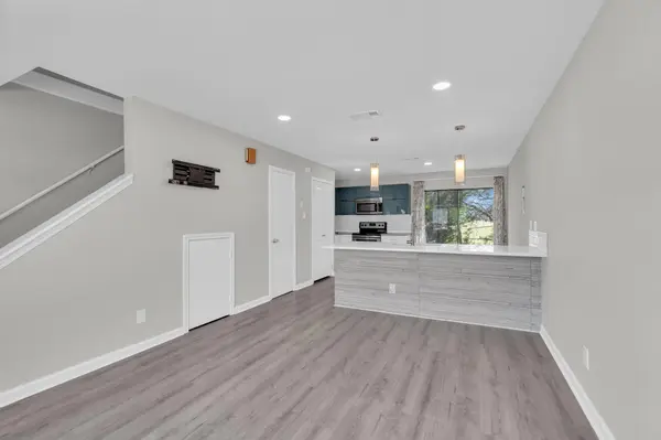 3004 Whisper Oaks LN #H, Georgetown, TX 78628