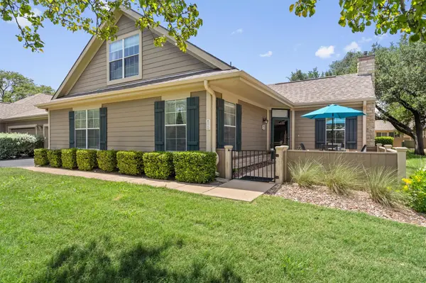 30 Wildwood DR #184, Georgetown, TX 78633