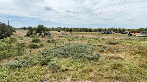 Lot 1 Fox LN, Lockhart, TX 78644