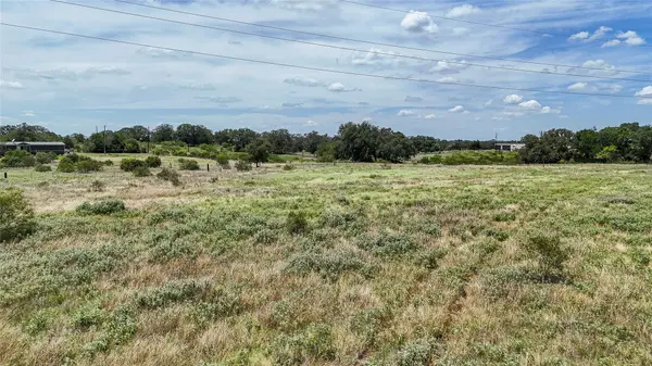 Lot 1 Fox LN, Lockhart, TX 78644