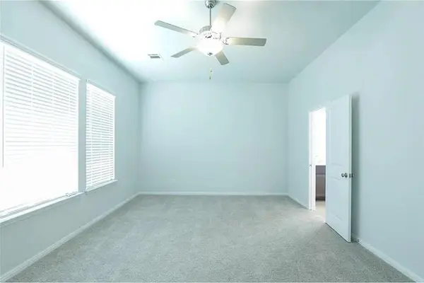 135 Horseshoe CV, Kyle, TX 78640