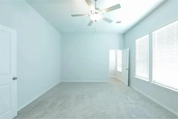 135 Horseshoe CV, Kyle, TX 78640