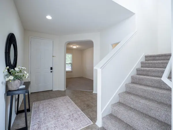 104 Rolling Creek, Boerne, TX 78006