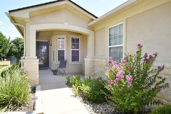 303 Salt Creek LN, Georgetown, TX 78633
