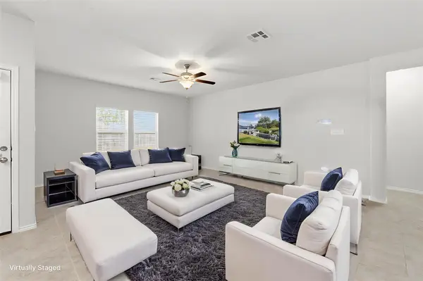 320 Druse LN, Jarrell, TX 76537