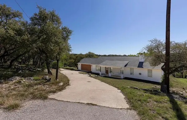 1011 Santa Fe TRL, Horseshoe Bay, TX 78657