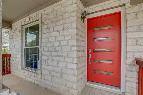 1813 Rosenborough LN N, Round Rock, TX 78665