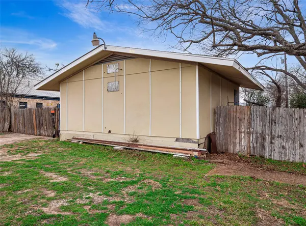 201-205 S Highway 183, Leander, TX 78641