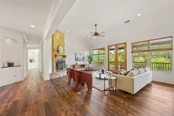 501 Goodnight TRL, Dripping Springs, TX 78620