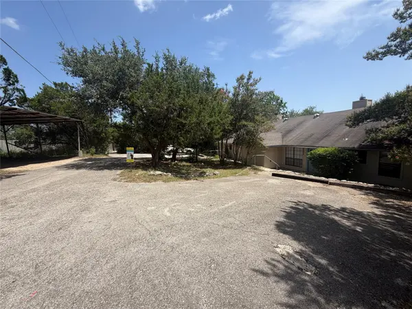 11101 Oak Branch DR #A & B, Austin, TX 78737