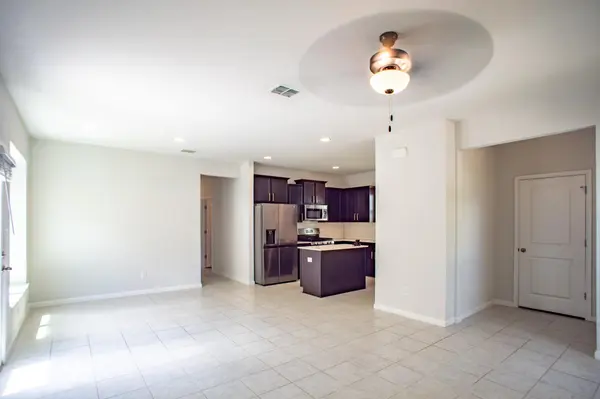 1174 Esplanade PKWY, San Marcos, TX 78666