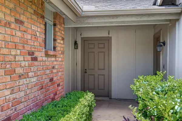 11210 PARKFIELD DR #A, Austin, TX 78758