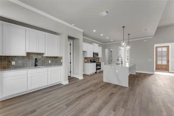 108 Double CIR, Burnet, TX 78611