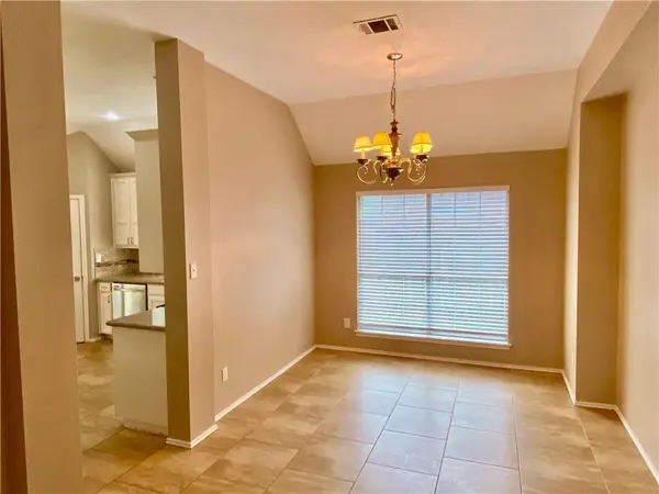 209 N Blue Ridge PKWY, Cedar Park, TX 78613