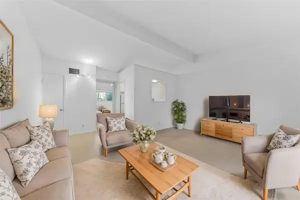 1905 Fairlawn Ln LN #2, Austin, TX 78704