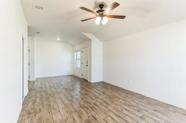 2416 Alterman DR #B, Temple, TX 76504