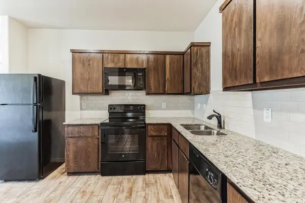2416 Alterman DR #B, Temple, TX 76504